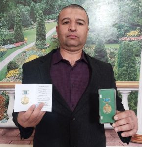 Congratulations to Maksudbek Karimovich with a badge