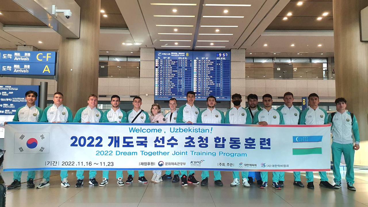 Мужская сборная по регби-7 Узбекистана прибыла в Корею